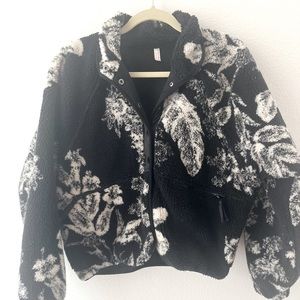 FREE PEOPLE Printed Hit The Slopes Fleece Jacket